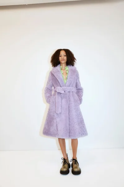 Look 14